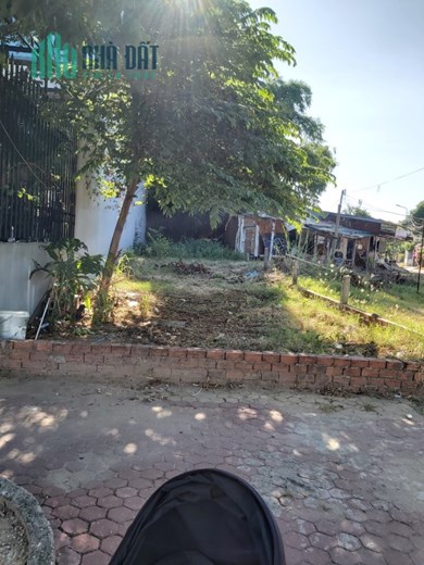 Bán lô đất mặt tiền đường Phạm Văn Đồng, đối diện trường Cấp 2 Nghĩa Chánh