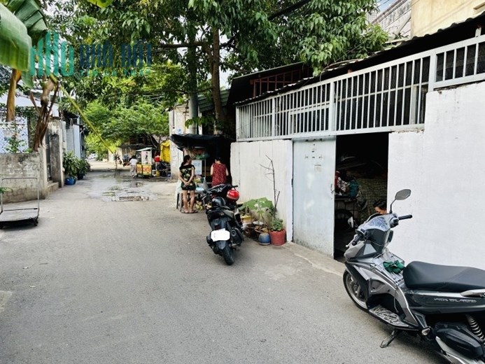 6.3 tỷ- 133m2- Mặt tiền KD - 5 phòng trọ cho thuê-Phước Long B-Quận 9