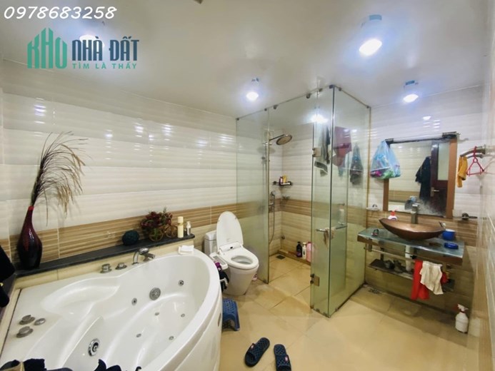 Sổ Đỏ Chính Chủ - Bán Nhà Lĩnh Nam 5Tầng, 46m2, MT 4m, Giá 3.5 tỷ