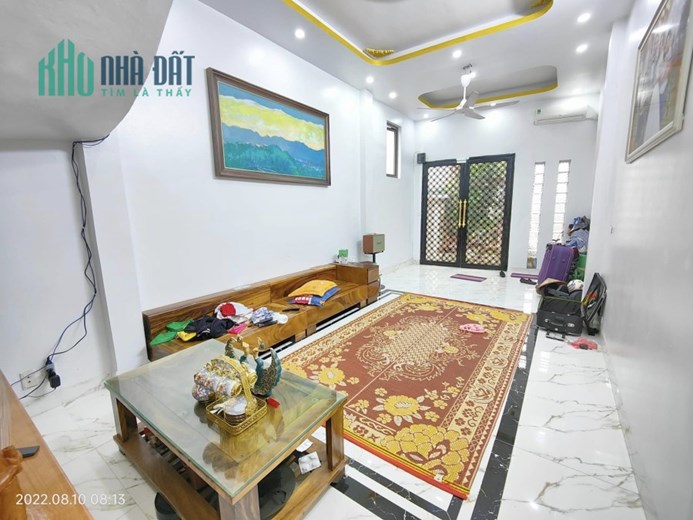 Bán nhà Tam Trinh 50 m2, 4 tỷ 600, nhà mới kính coong về ở luôn. LH: 0947865456