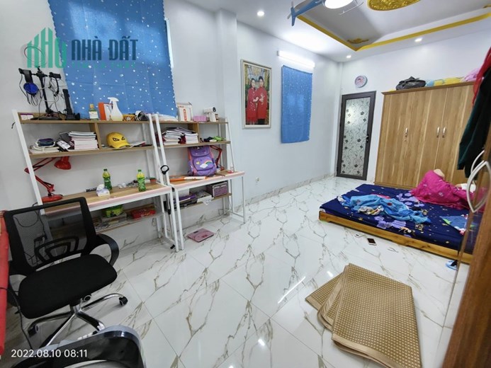 Bán nhà Tam Trinh 50 m2, 4 tỷ 600, nhà mới kính coong về ở luôn. LH: 0947865456