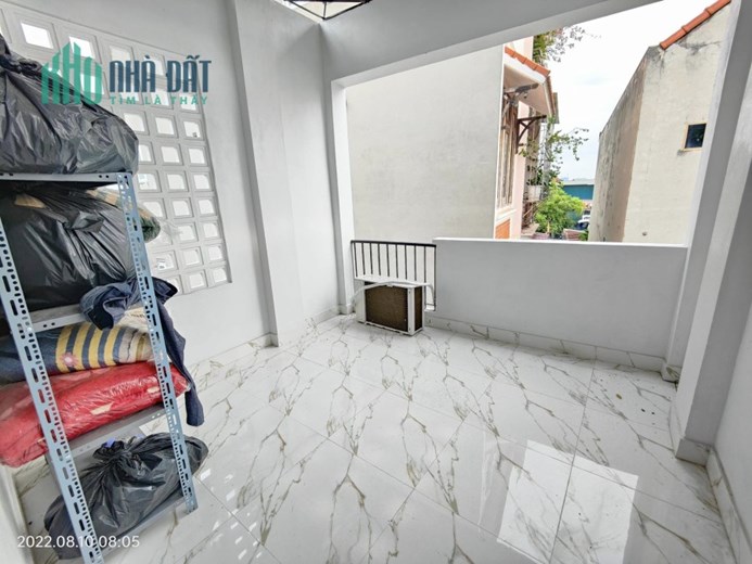 Bán nhà Tam Trinh 50 m2, 4 tỷ 600, nhà mới kính coong về ở luôn. LH: 0947865456