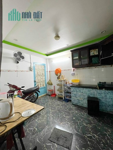Nhà 4 tầng HXH Âu Dương Lân Phường 3 Quận 8. Giá 5,9 tỷ TL