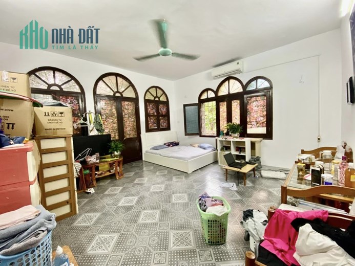 BÁN GẤP BẠCH MAI, HAI BÀ TRƯNG, LÔ GÓC 2 THOÁNG, 3 NGỦ, Ở LUÔN 40m NHỈNH 3 TỶ 0901753139