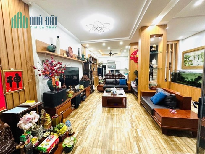 Bán nhà Xã Đàn chỉ 4 tỷ diện tích 35m2 đẹp hiếm ở luôn – ngõ thông sang Phạm Ngọc Thạch