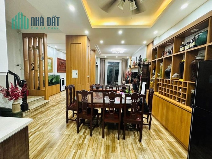 Bán nhà Xã Đàn chỉ 4 tỷ diện tích 35m2 đẹp hiếm ở luôn – ngõ thông sang Phạm Ngọc Thạch