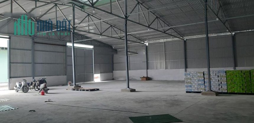 cho thuê xưởng 1300m2, mặt đường thôn Kim Thành, H. Thanh Oai, thuận lợi xe tải các loại