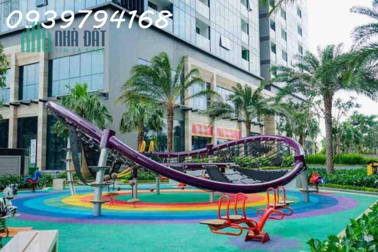 Cần Bán Gấp Căn Hộ Vinhomes Golden River Ngay Tại Trung Tâm Quận 1, Giá Tốt Nhất Thị Trường