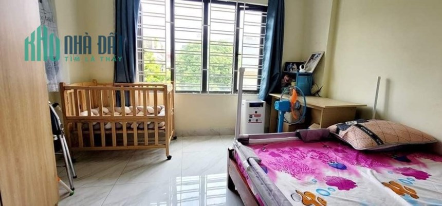 BÁN NHÀ ĐẸP Ở NGAY CẦU AM HÀ ĐÔNG TẶNG NỘI THẤT 51M ÔTÔ GẦN GIÁ 5.2 TỶ