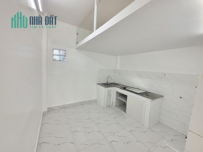 Bán nhà mặt tiền Lê Ngã, Phú trung, Tân Phú, 30m2, 2 tầng 2PN, chỉ 4.2 tỷ TL