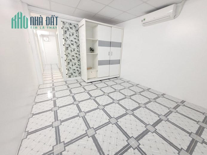 Bán nhà mặt tiền Lê Ngã, Phú trung, Tân Phú, 30m2, 2 tầng 2PN, chỉ 4.2 tỷ TL