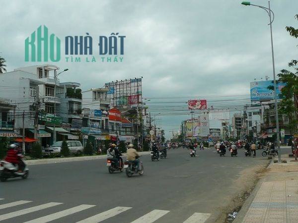 Bán đất tặng nhà góc 2 mặt đường 23/10 Mã vòng