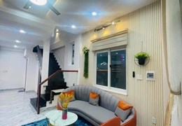 Siêu Phẩm! Nhà mặt tiền Mai Lão Bạng, Hải Châu. ngang 7m. Dòng tiền 400 tr/n. Kẹt tiền. giá 5,x tỷ