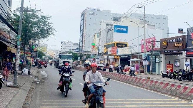 MTKD HUỲNH TẤN PHÁT, P T N PHÚ Q7, 2 TẦNG, 4.2x19.4m, NHỈNH 16T