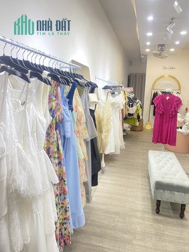 Do chuyển vào Nam sinh sống, cần sang nhượng Shop quần áo tại Hai Bà Trung HN