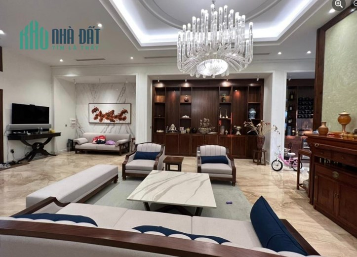 Bán nhanh biệt thự vàng tại Ciputra, đẳng cấp là ghế vì không cần bàn, diện tích 441m2, 4 tầng, Mặt
