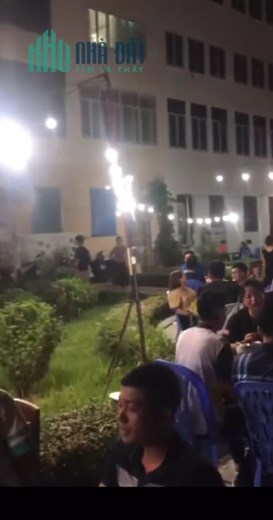 SANG NHƯỢNG QUÁN BIA HƠI - HÀ ĐÔNG bắt đáy