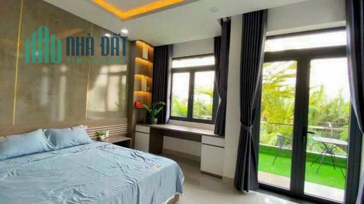 Nhà phố đường Huỳnh Tấn Phát, 4 tầng, đầy đủ nội thất, giá rẻ