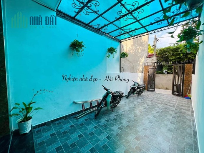 Bán nhà phố Nguyễn Tường Loan, 90m 3 tầng sân cổng cực rộng, GIÁ 3.15 tỉ