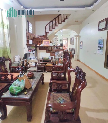 THẬT 300% ! P XUÂN LA, 91M2, 3 THOÁNG, 4 TẦNG, ÔTÔ TRÁNH 12M, SỔ HOA HẬU, MT RỘNG, CHỈ 8.1 TỶ.