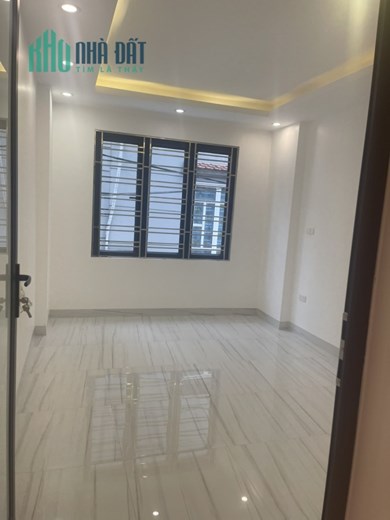 Bán nhà xây mới 4 tầng 4 ngủ GIÁ 2.5 tỉ phố Hoàng Ngọc Phách - Quán Nam
