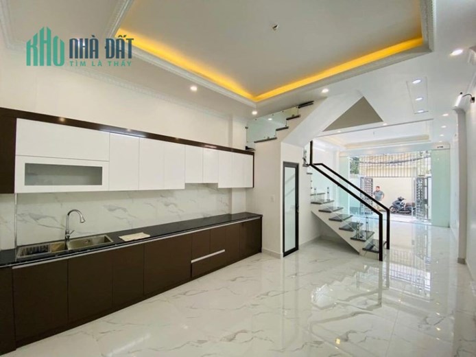 Bán nhà xây mới tinh phố Hồ Sen, 53m 4 tầng sân cổng riêng, ngõ nông GIÁ 3.6 tỉ