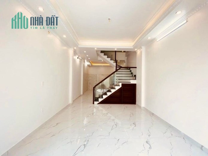 Bán nhà xây mới tinh phố Hồ Sen, 53m 4 tầng sân cổng riêng, ngõ nông GIÁ 3.6 tỉ