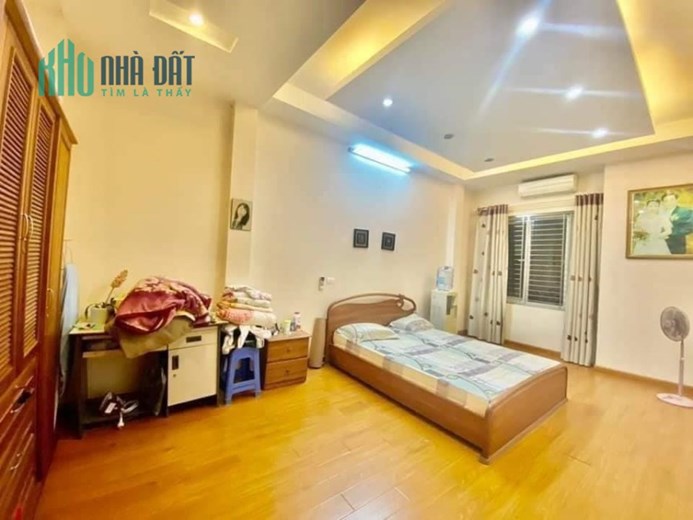 Bán nhà phố Lê Đại Hành, Hai Bà Trưng 47m, 5 tầng, 10m ra phố, cực hiếm nhà bán, hơn 7 tỷ