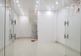 cho thuê nhà mặt phố Nguyễn Khang 7T 40m2