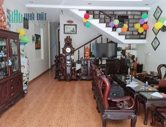 Trưng Nữ Vương gần MT, Ô tô đậu, 135m2 3 tầng, 6.1 tỷ