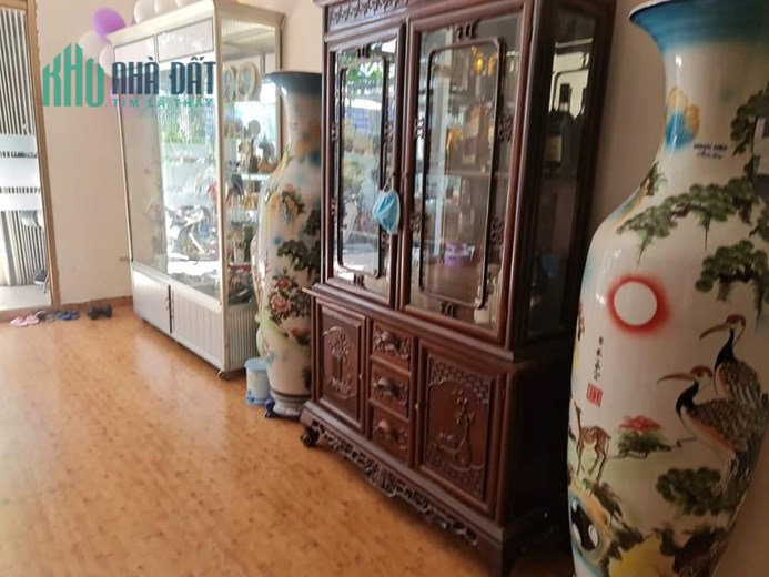 Trưng Nữ Vương gần MT, Ô tô đậu, 135m2 3 tầng, 6.1 tỷ