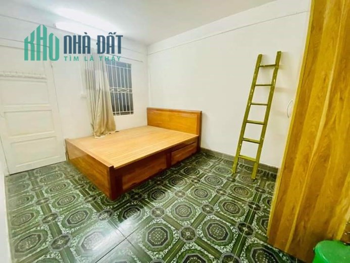 Bán Căn Hộ Chung Cư 26 Phố Nguyên Hồng  Đống Đa 90m2, 4 phòng ngủ, 2 wc, nội thất đầy đủ,  giá chào