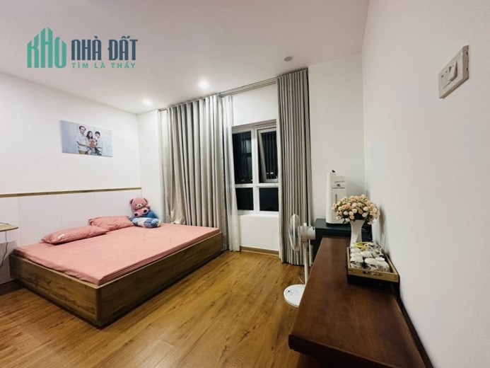 (KHÓ KIẾM ) Bán chung cư quận Cầu Giấy 173 Xuân Thủy 110m 3PN tặng NT view thoáng mát