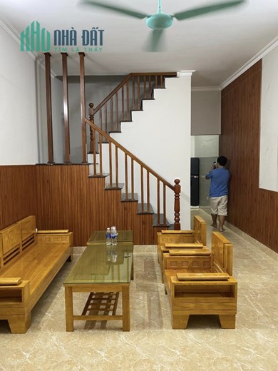 NHÀ ĐẸP MỄ TRÌ THƯỢNG, NAM TỪ LIÊM -44M  5 TẦNG - Ô TÔ ĐỖ CỬA - CÁCH PHỐ 1 NHÀ - NHỈNH 4 TỶ