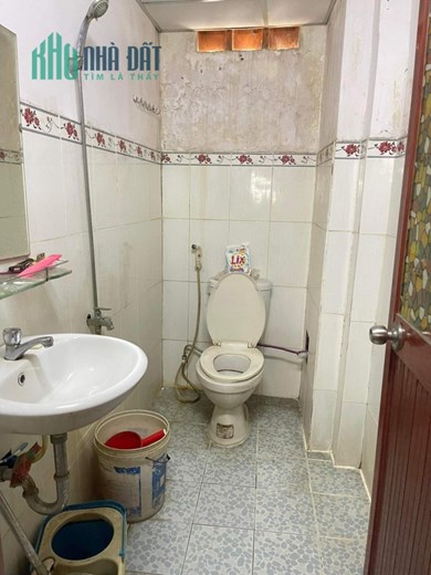 CÁCH MẶT TIỀN 20M - 4 TẦNG - PHAN VĂN TRỊ - 4 X16 -GIÁ BÁN 5.5 - NGỘP BANK