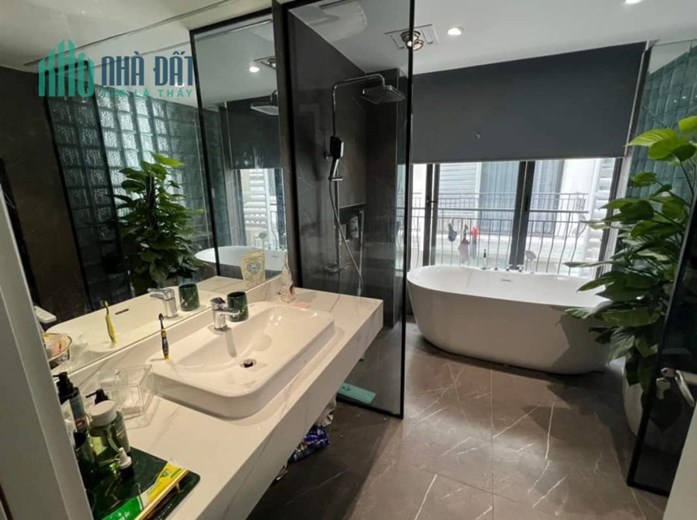 Nhỉnh 11 tỷ bán Gấp nhà liền kề 6D Làng việt kiều Châu Âu 60m2x5T ngay đầu phố. LH 0989.62.6116