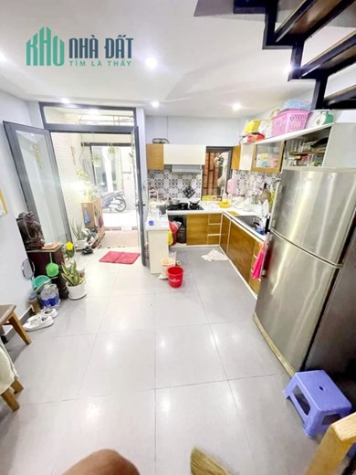 HẼM 3m ĐẸP, THẲNG NHÀ MỚI 3 TẦNG, KHU VIP, P TÂN QUY Q7, 5,7 TỎI.