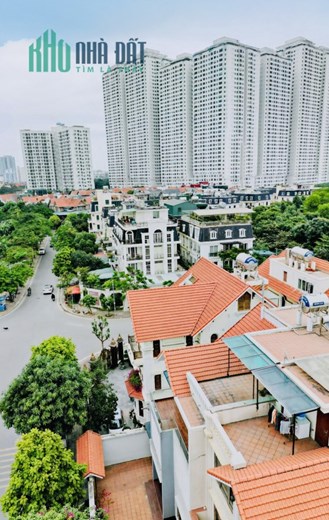 Biệt Thự Linh Đàm 200m2, 4 Tầng, MT 10m, Vỉa Hè – Ô tô tránh – Kinh Doanh, giá 19,x Tỷ