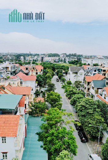 Biệt Thự Linh Đàm 200m2, 4 Tầng, MT 10m, Vỉa Hè – Ô tô tránh – Kinh Doanh, giá 19,x Tỷ