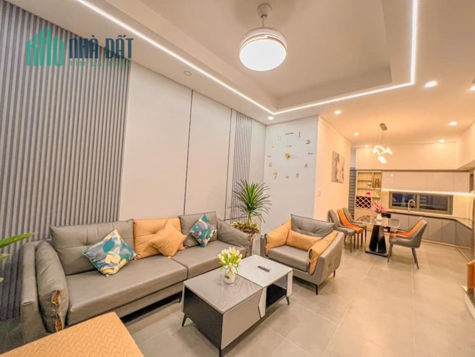 Bán Nhà Ngay Ngã 4 ga Nguyễn Oanh, 60M2 Hẻm Xe Hơi 8m, 3.49 tỷ