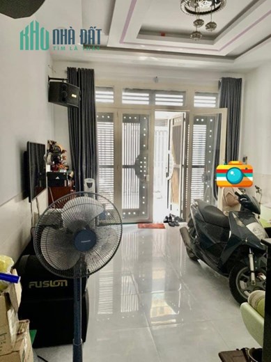 Bán gấp nhà hẻm 6m ngay Gò Dầu quận Tân phú 4.5 x 14- 4T BTCT hơn 6 tỷ TL