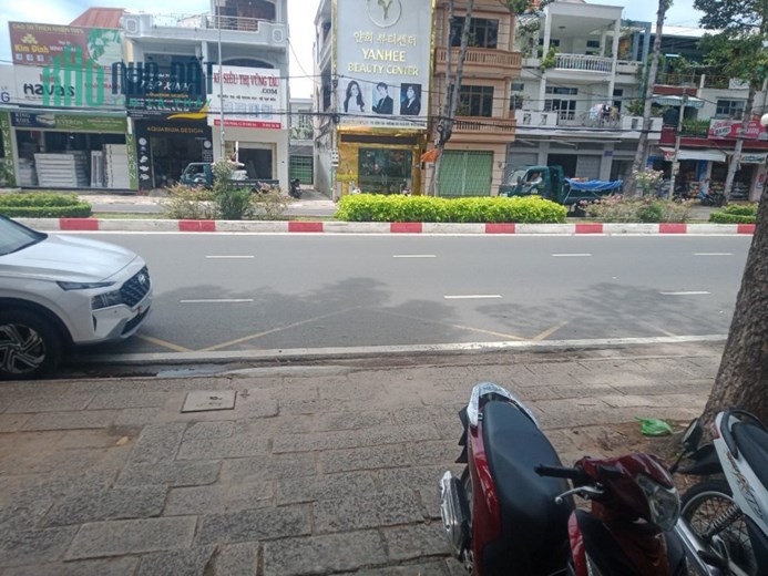 Cần sang lại quán mặt tiền đường Nguyễn An Ninh