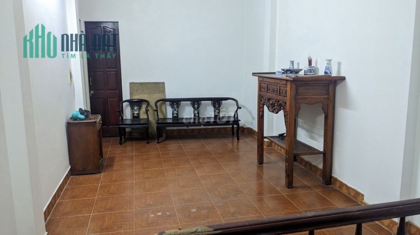 Chính chủ cho thuê nhà riêng 3 tầng, diện tích 40m2/tầng tại Đức Giang, Long Biên, Hà Nội.