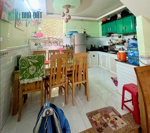 Bán nhà 2 tầng 2PN, 56m2, Hẻm xe hơi, 26 tháng 3, BHH, Bình Tân, chỉ 3.8 tỷ TL