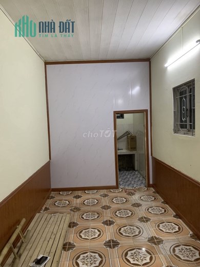 Chính chủ cho thuê nhà khép kín 32m2 Vĩnh Quỳnh, Thanh Trì