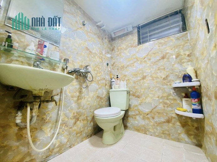 Nhà Đẹp Ở Luôn TT Phố Nguyên Hồng, An Sinh Đỉnh 70m 2 ngủ 2.3 tỷ