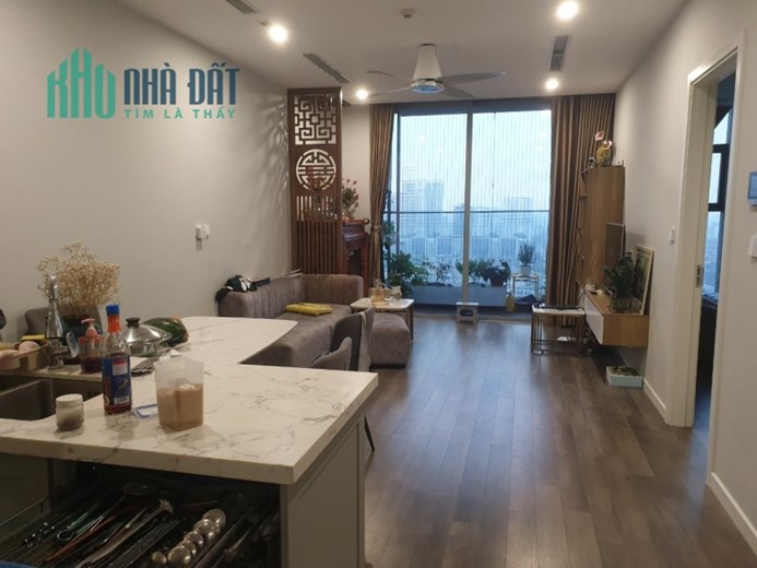 án Căn hộ Phạm Văn Đồng, Cầu Giấy. 92m2, T17, MT8m, giá 5 tỷ 7. Phương
