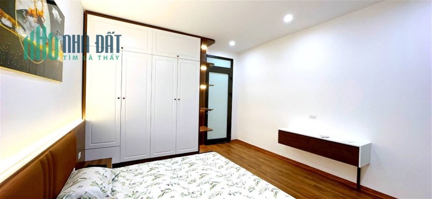 Nhà Phân Lô Phường Sài Đồng, ÔTô Tránh, Hai Mặt Thoáng, 70m2, 4 Tầng, Mặt Tiền 5m, Gía 5 Tỷ.