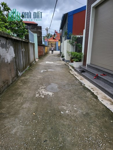 65m2 Ngang 5.1m ô tô vào đất. Cách chợ Trà Khê 200m- chỉ hơn 1 tỷ.