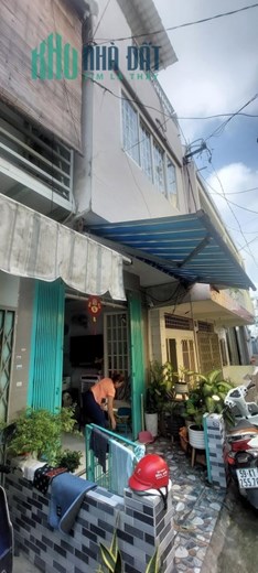 Hiếm! CHỈ 2X TỶ NHÀ 3 TẦNG - HẬU GIANG QUẬN 6 - 3x7.5M- CÓ SÂN ĐỂ XE RỘNG